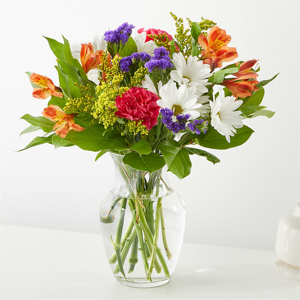 Oopsie Daisy Bouquet – Flowers By Us, Grand Forks ND