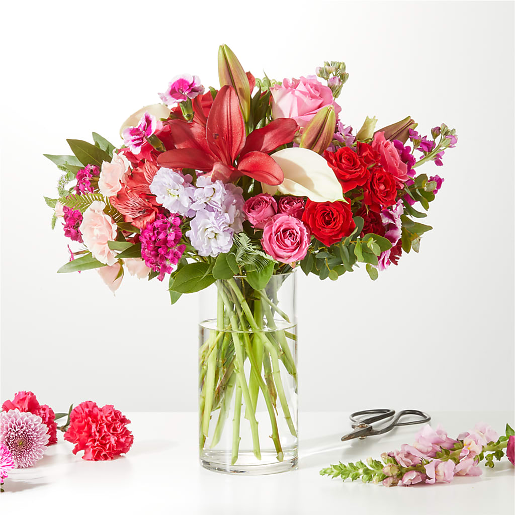 Swooning Over You - A Luxury Florist Original – Flowers By Us, Grand Forks ND
