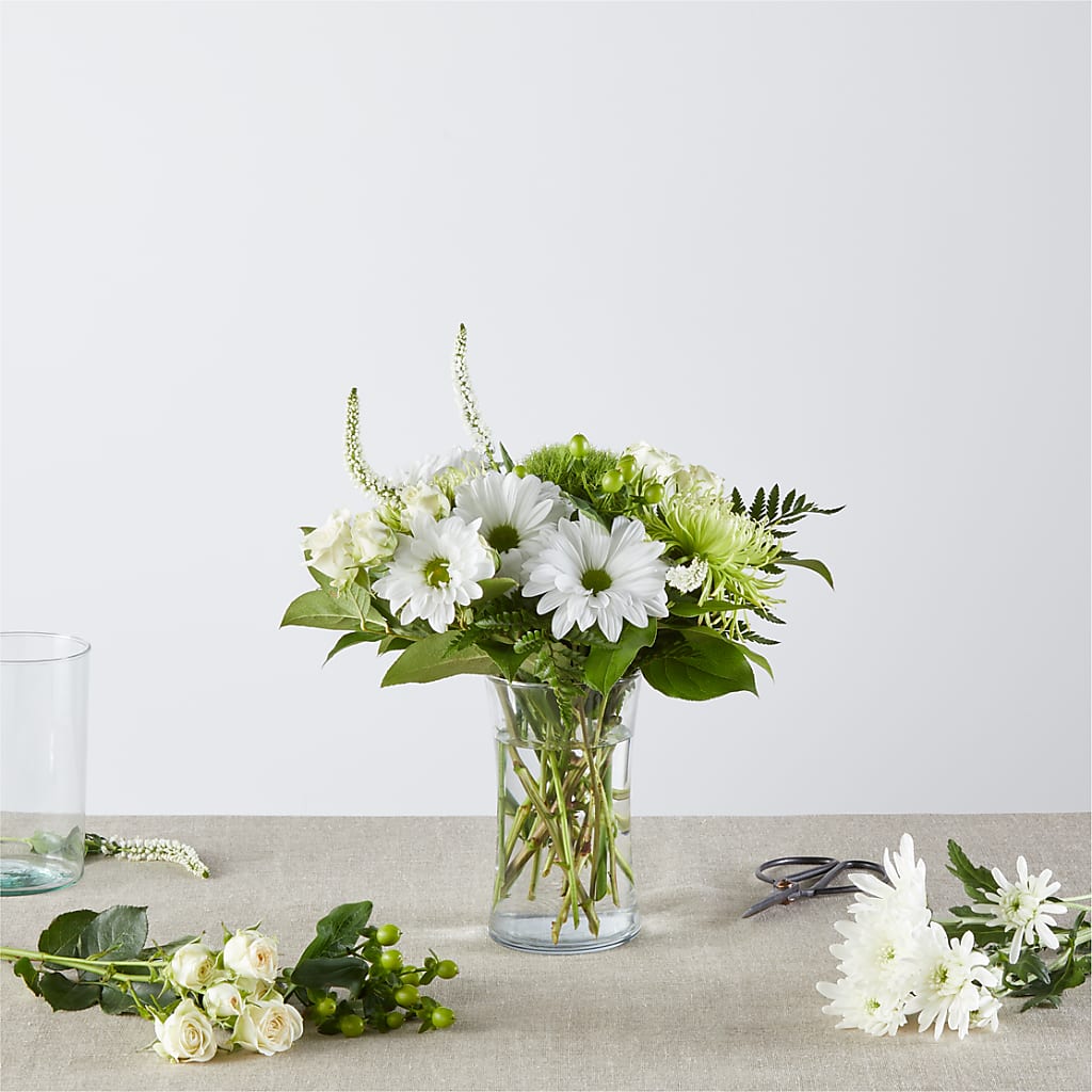 Irish Garden - A Florist Original – Flowers By Us, Grand Forks ND
