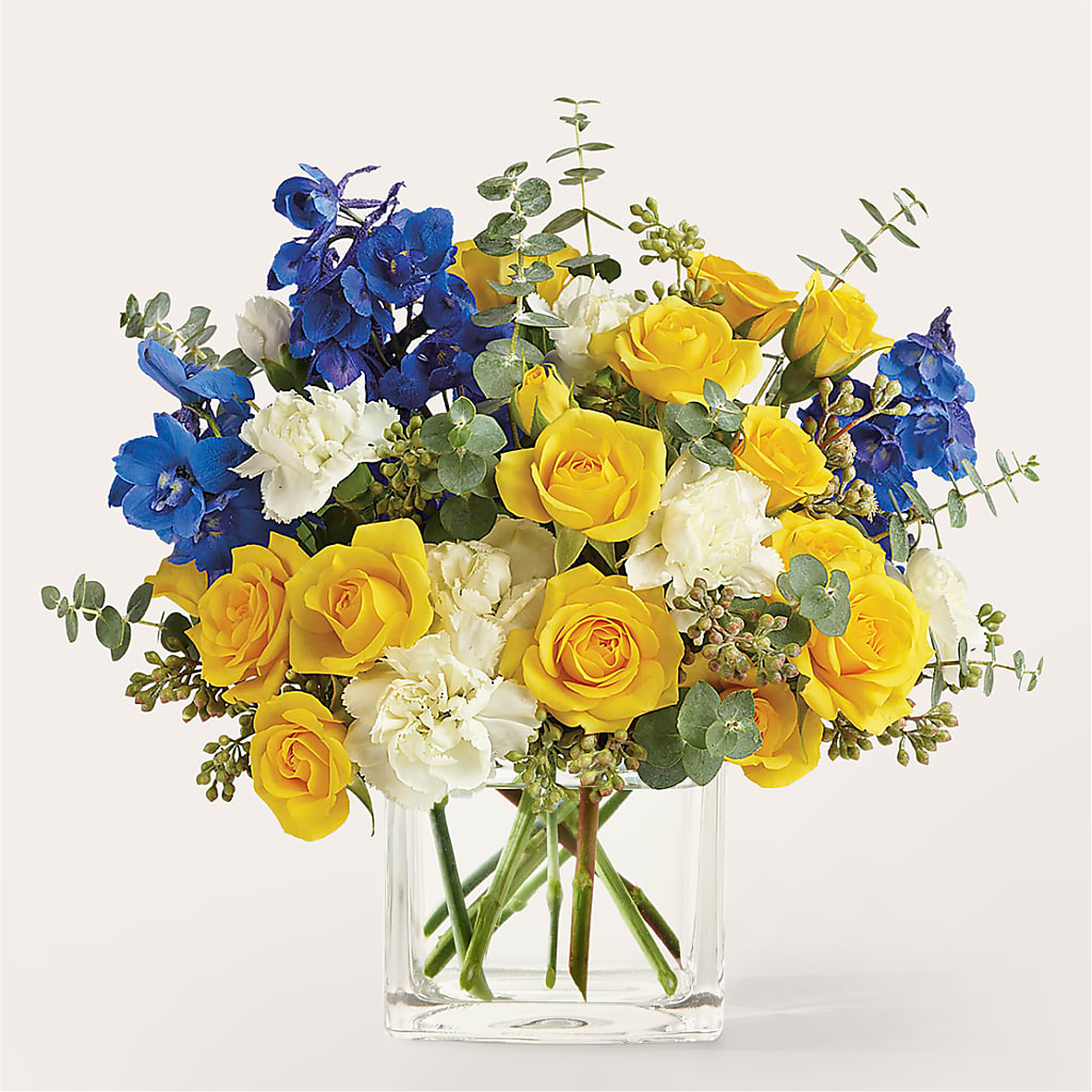 Sparkling Citrine Bouquet – Flowers By Us, Grand Forks ND