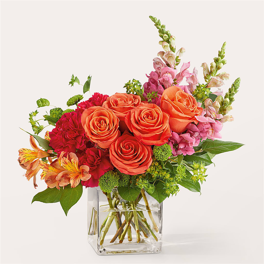 Cosmopolitan Bouquet – Flowers By Us, Grand Forks ND