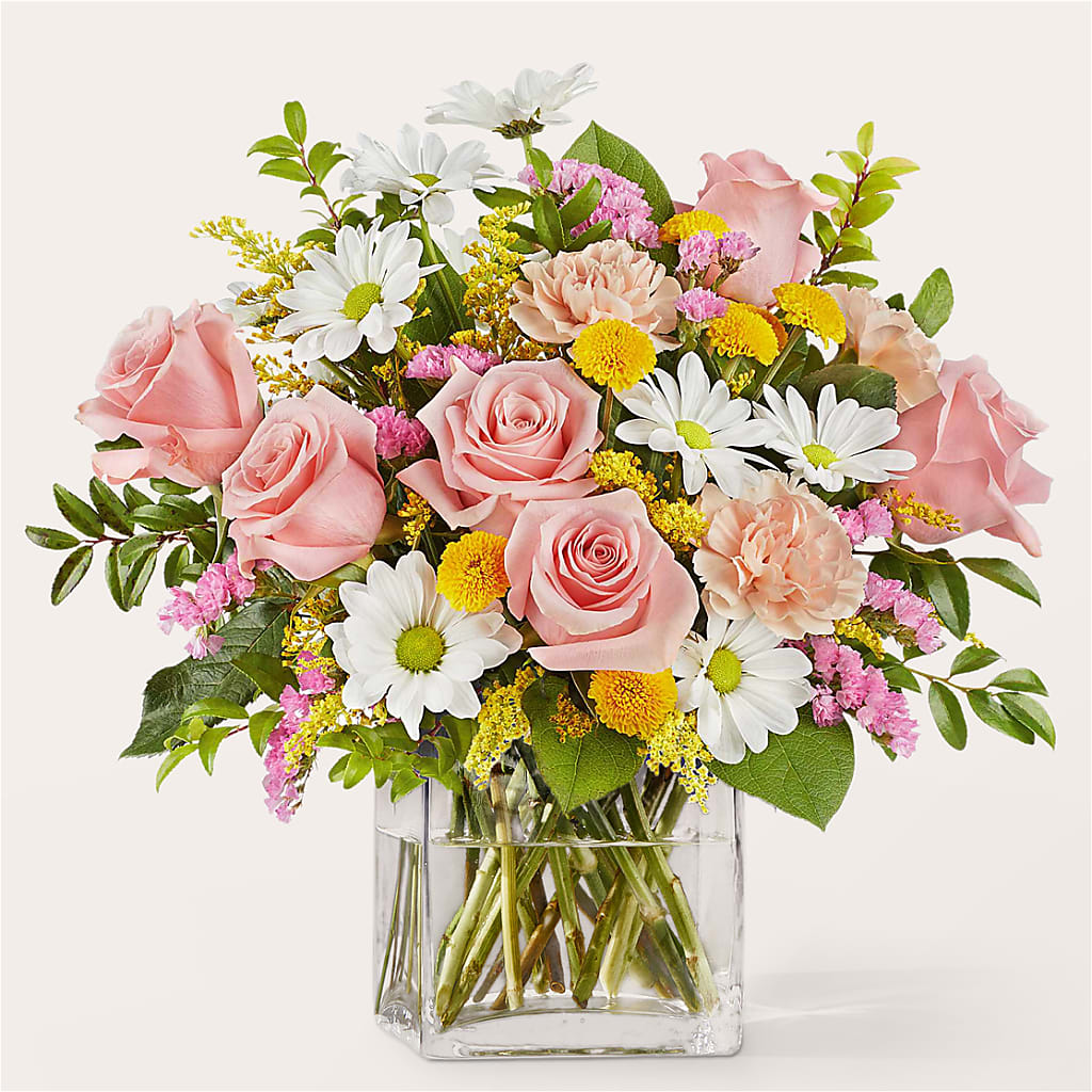 Country Cottage Bouquet – Flowers By Us, Grand Forks ND