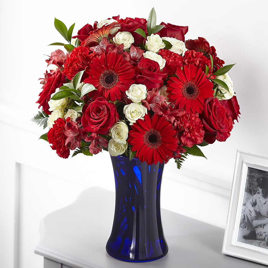 Hearts Embrace Bouquet – Flowers By Us, Grand Forks ND