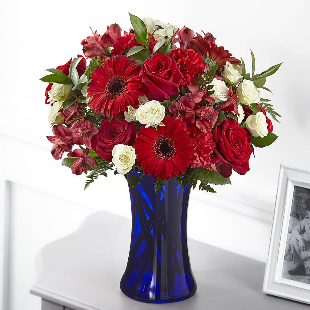 Hearts Embrace Bouquet – Flowers By Us, Grand Forks ND