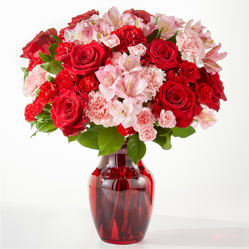 Candy Kisses Bouquet – Flowers By Us, Grand Forks ND