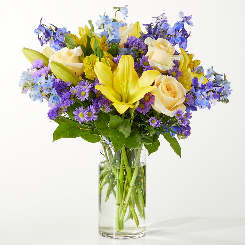 Limoncello Bouquet – Flowers By Us, Grand Forks ND