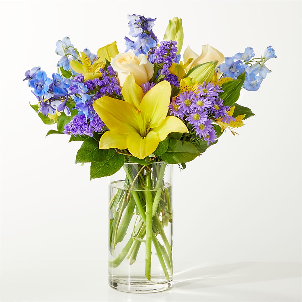 Limoncello Bouquet – Flowers By Us, Grand Forks ND