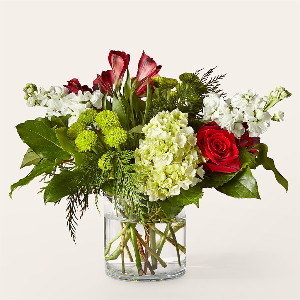 Tree Shopping Bouquet – Flowers By Us, Grand Forks ND