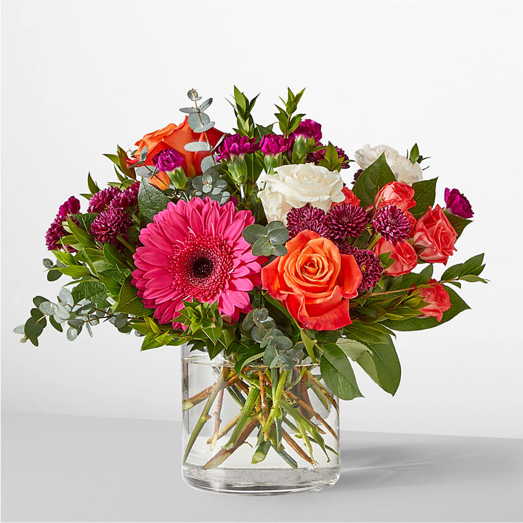 Smell the Roses Bouquet – Flowers By Us, Grand Forks ND