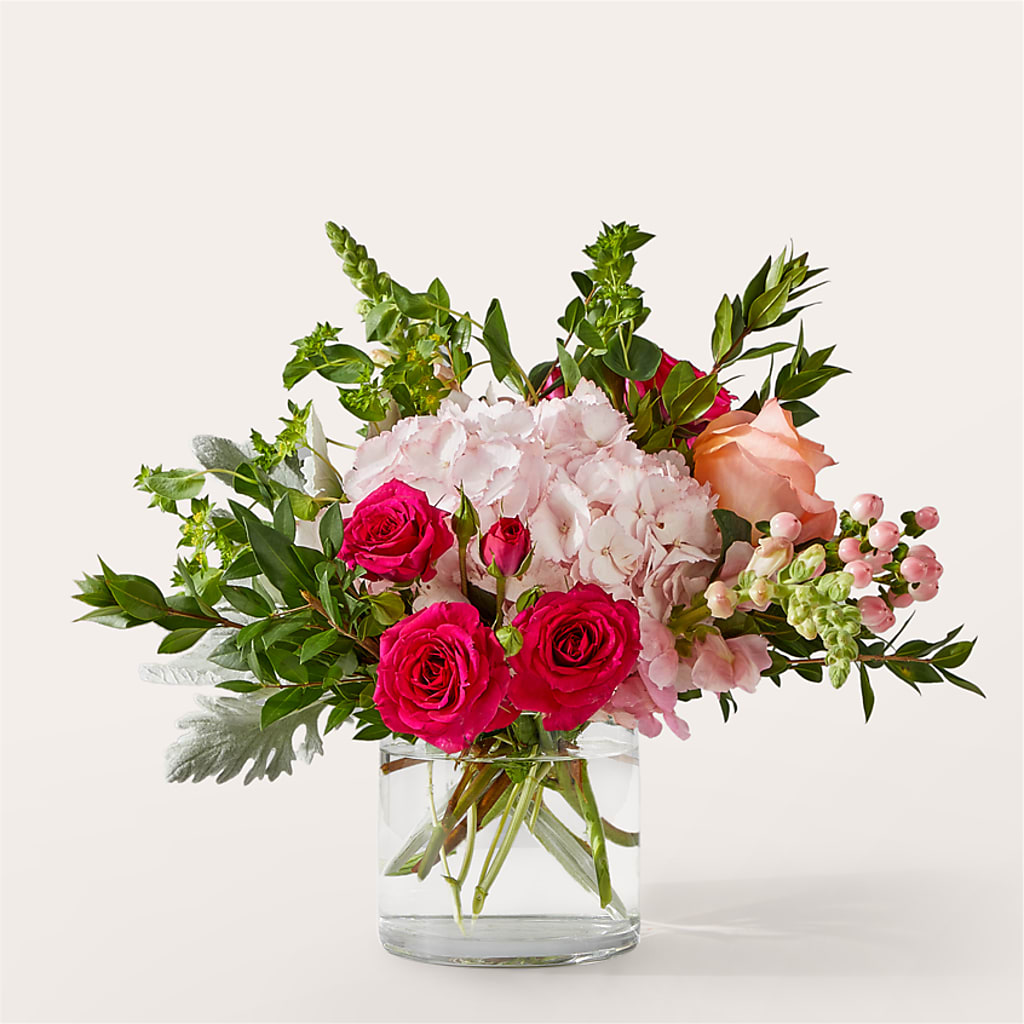 Glitz & Glam Bouquet – Flowers By Us, Grand Forks ND