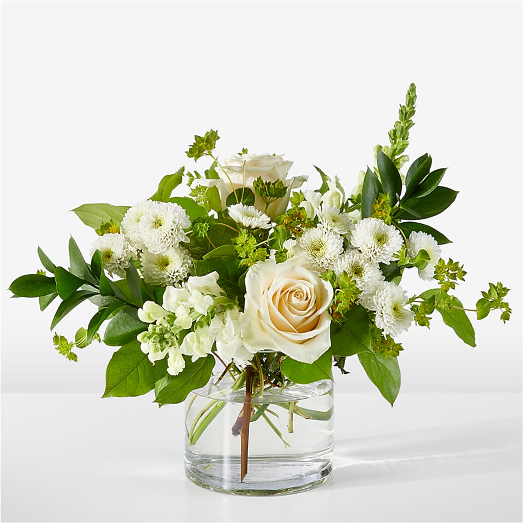 Hint of Vanilla Bouquet – Flowers By Us, Grand Forks ND