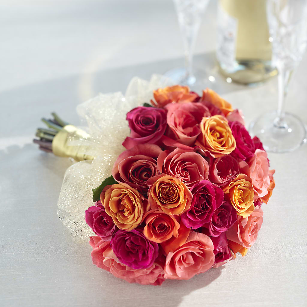 Sweet Roses Bouquet – Flowers By Us, Grand Forks ND