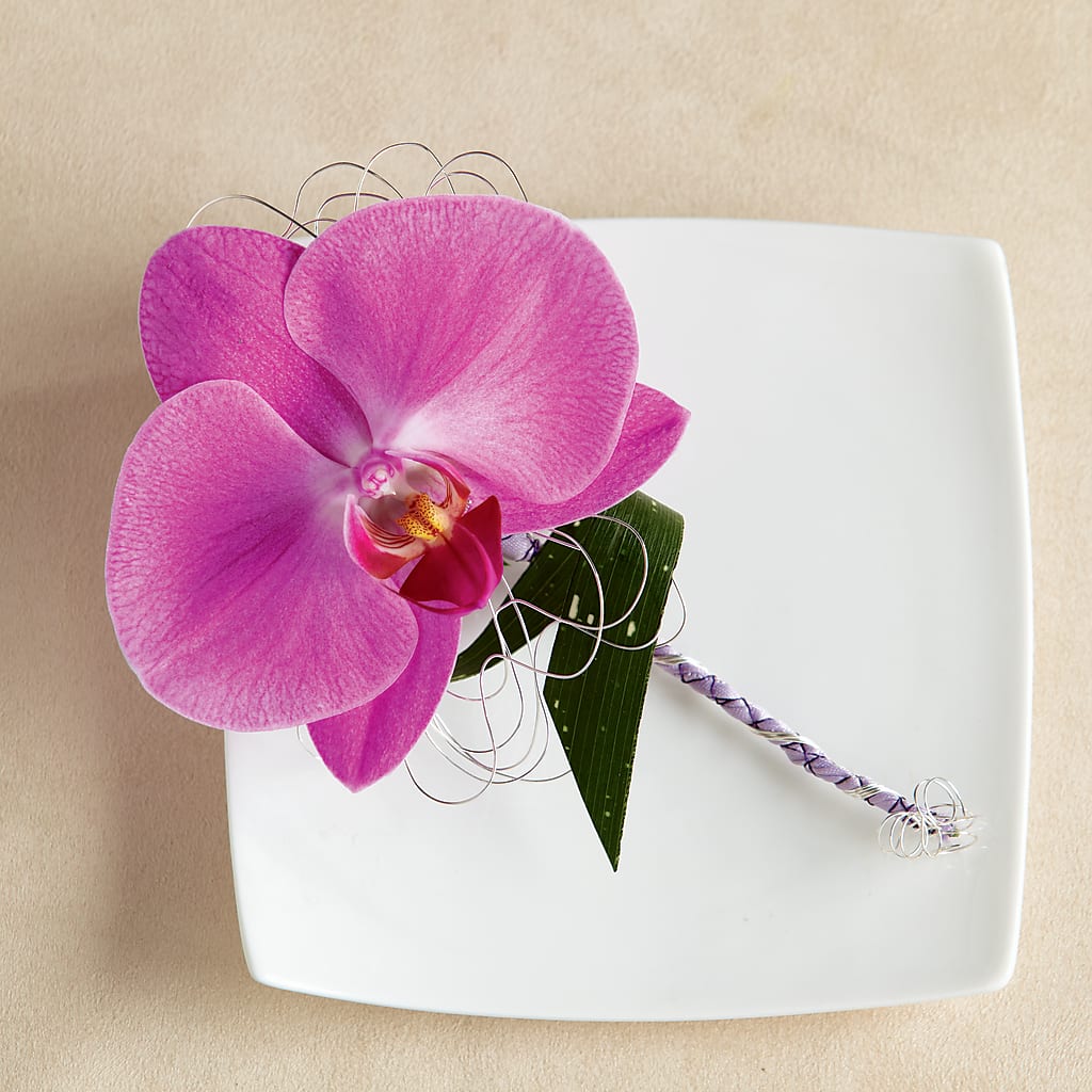 Glorious Boutonniere – Flowers By Us, Grand Forks ND