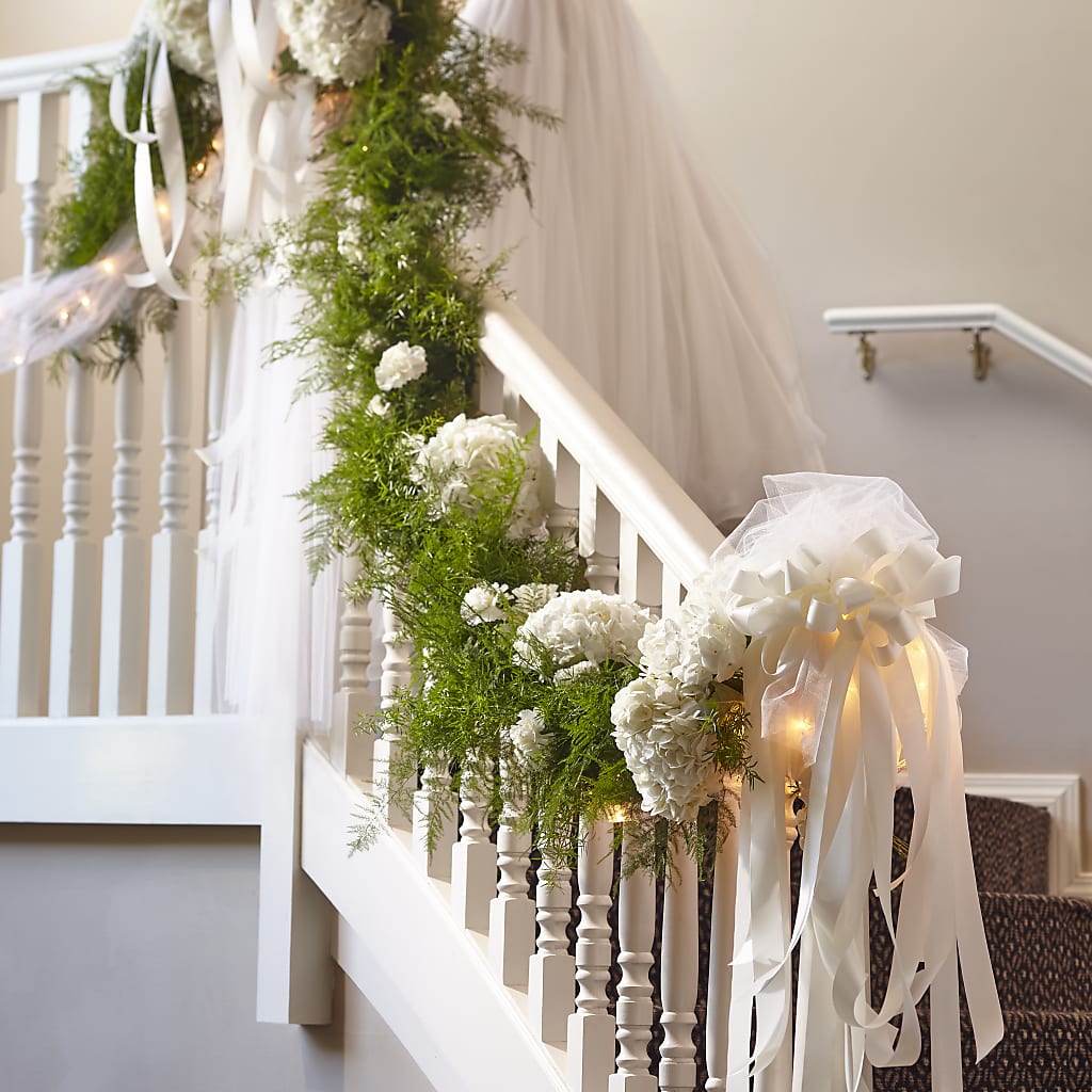 Champagne Dreams Garland – Flowers By Us, Grand Forks ND