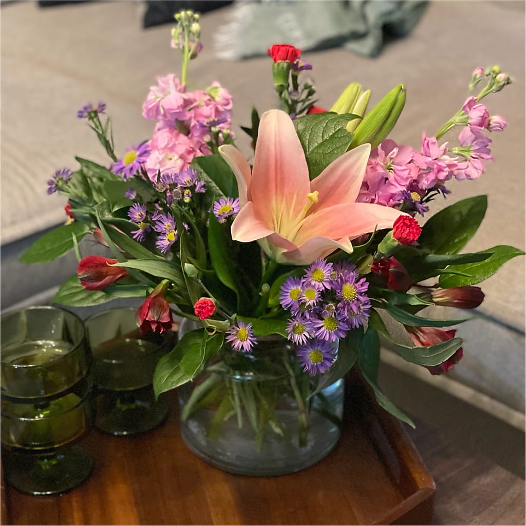 Romantique Bouquet –  Flowers By Us, Grand Forks ND