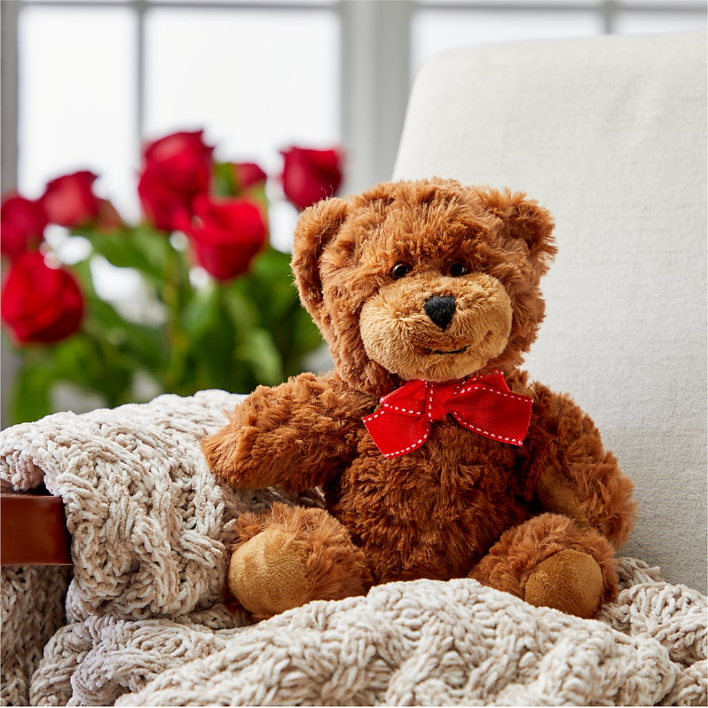 Romantic Long Stem Red Rose Bouquet Bundles –  Flowers By Us, Grand Forks ND