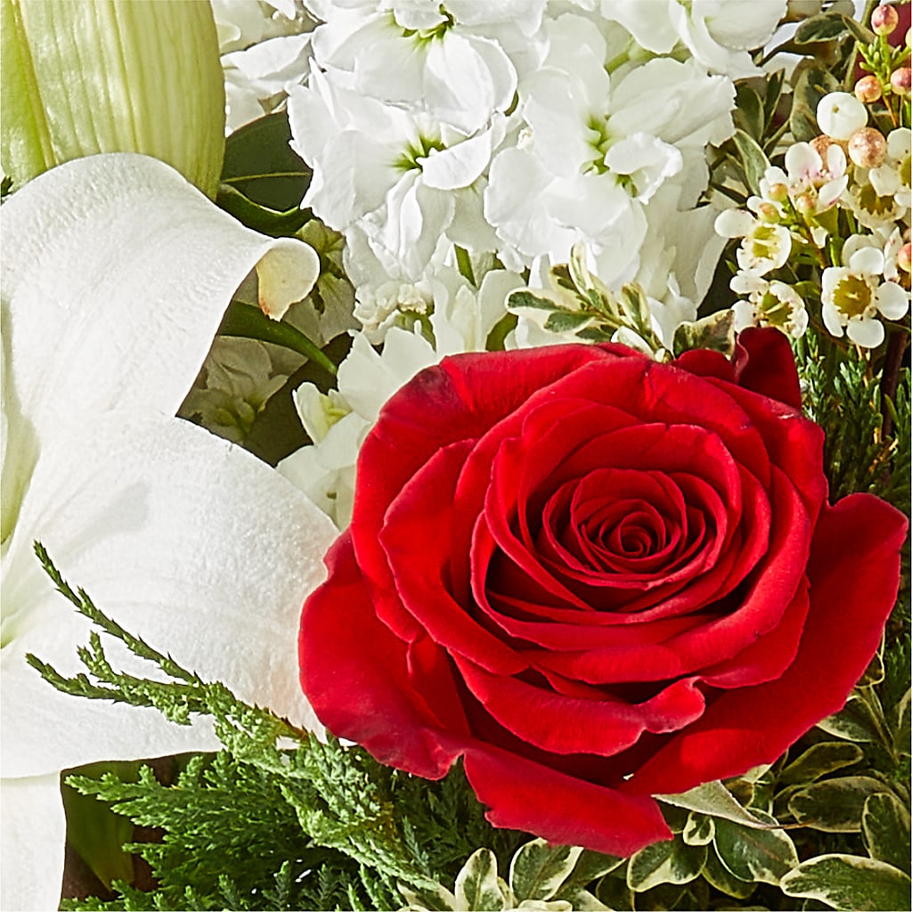 Twinkle Lights Bouquet –  Flowers By Us, Grand Forks ND