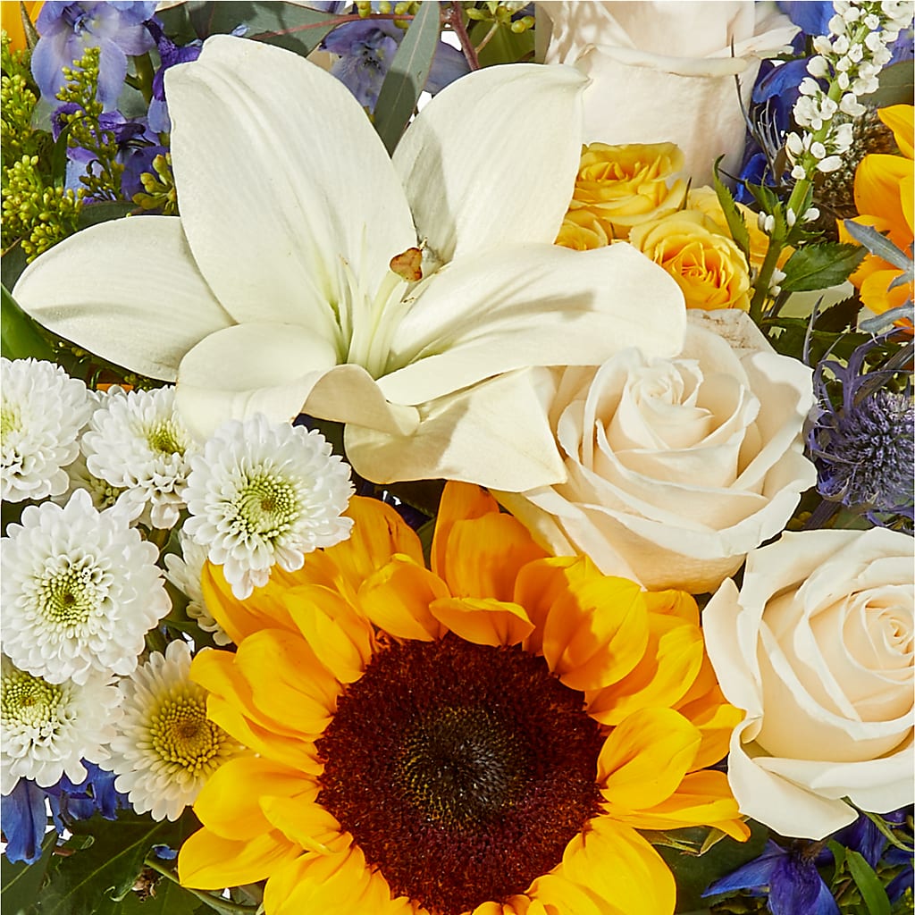 Wonderfully Sunny Bouquet –  Flowers By Us, Grand Forks ND
